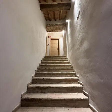 La Valle Del Re - *
